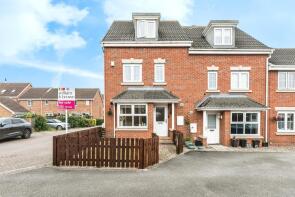 32, Cherry Tree Walk, Knottingley WF11 0LE
