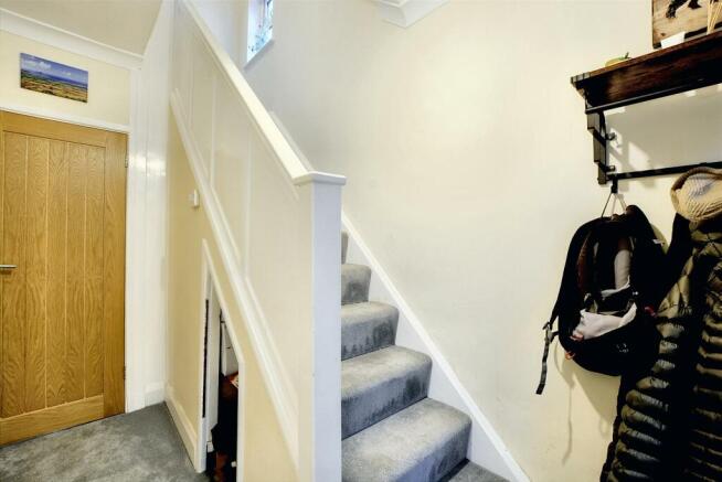 Hallway.jpg