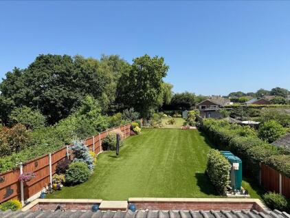 Stunning Home in Central Ormesby