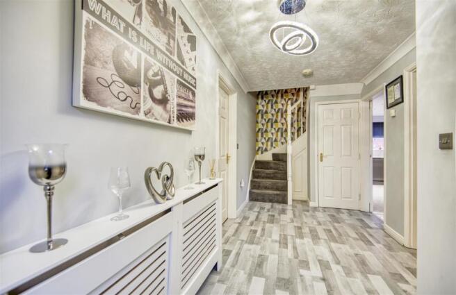 New Hallway 2.jpg