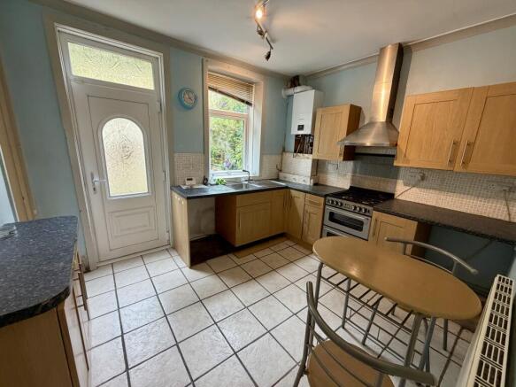 1 bed House to rent Image 4