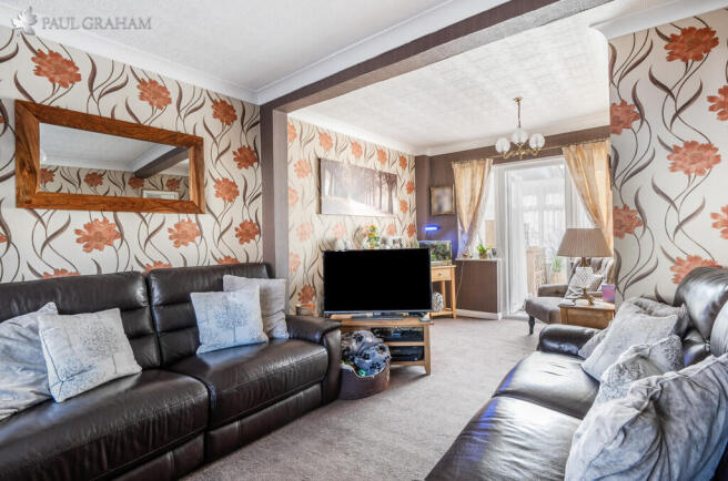 ebf2d06d-1a95-433...