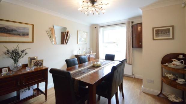 DiningRoom