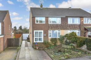 19, Long Walk, Istead Rise, Gravesend DA13 9HH