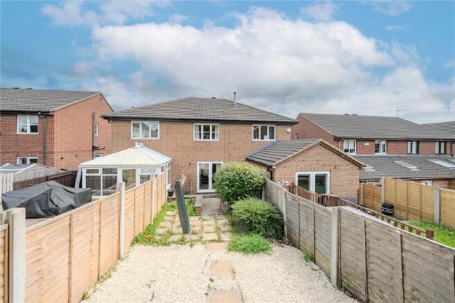 2 bed Town House for sale Image 10