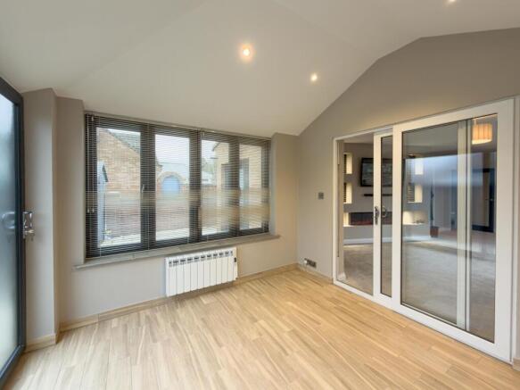 2 bed Detached Bungalow for sale Image 9