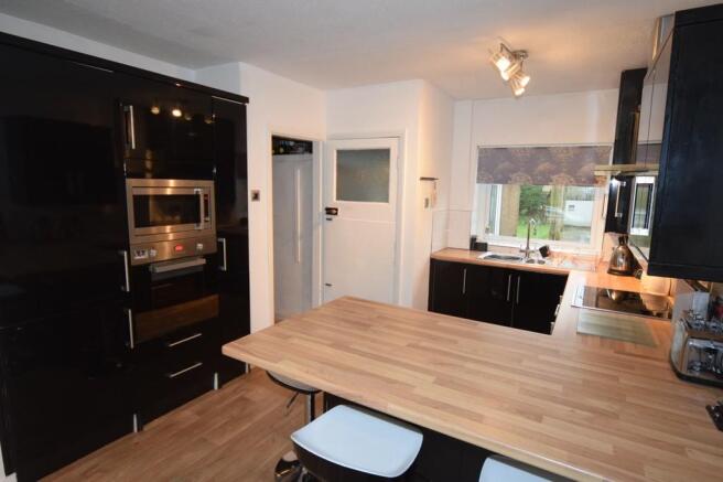KITCHEN DINER