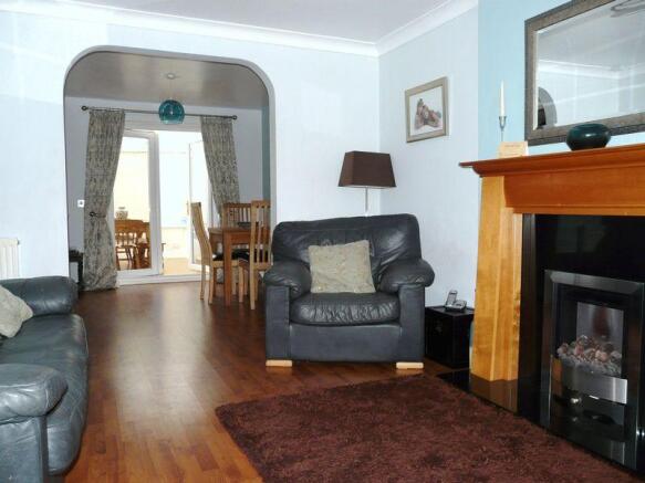 Lounge - 1