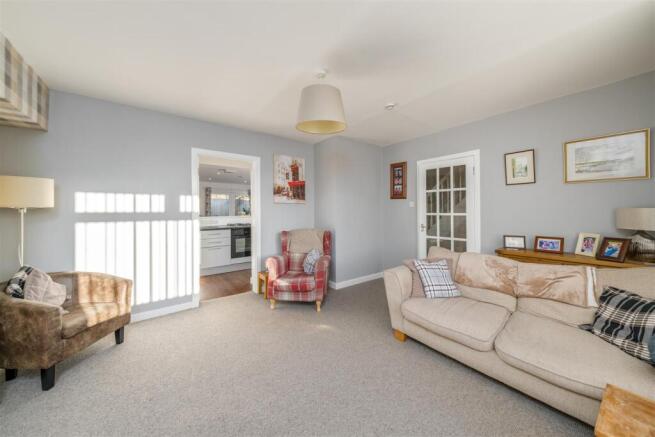 4 Croft Road-04.jpg