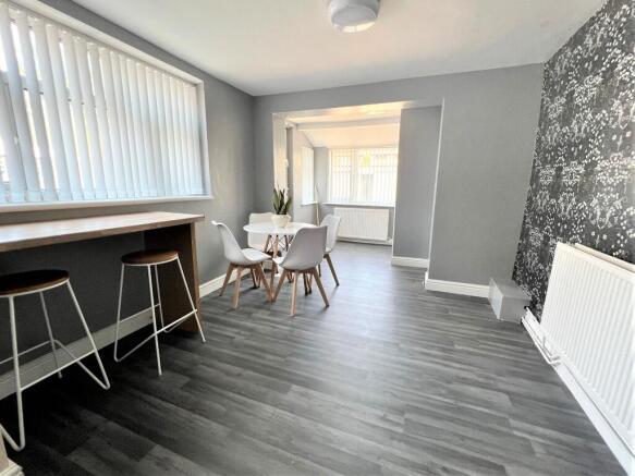 1 bed House Share to rent Image 7