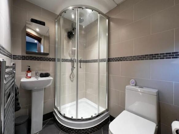 Ensuite Shower Ro...