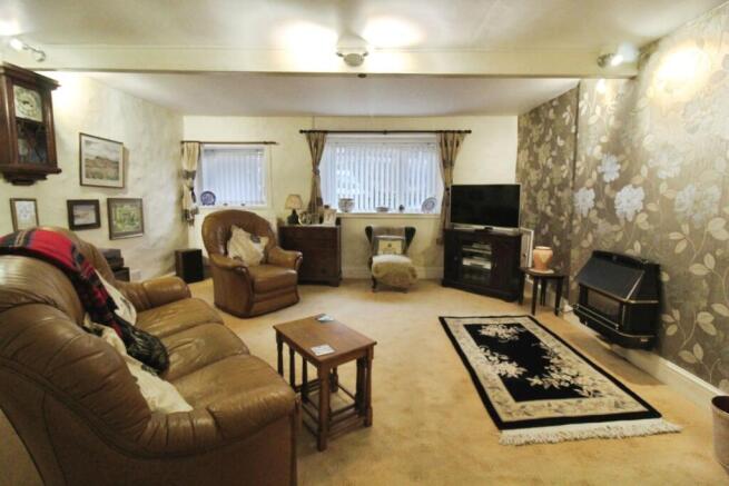4 bed Terraced for sale Image 12