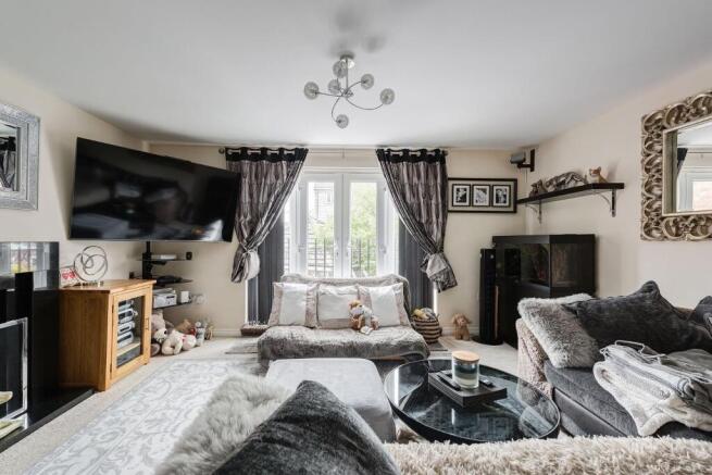 4 bed Town House for sale Image 7