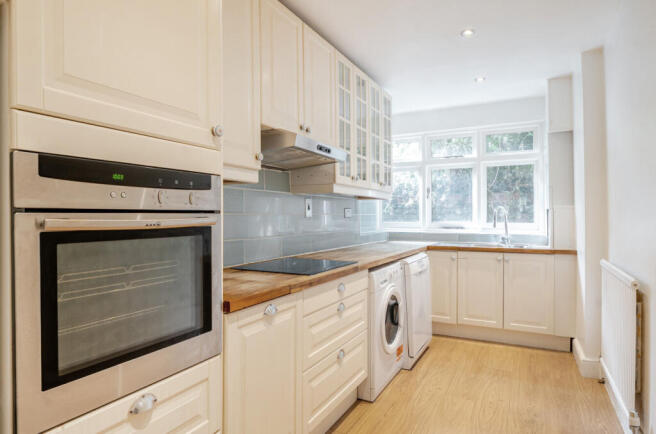 1347811-15-68b807...