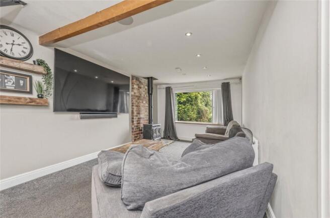 3 bed Bungalow for sale Image 11