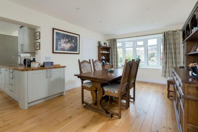 20 Manor Lane-9.jpg