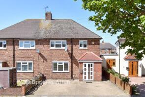 42, Hall Crescent, South Ockendon RM15 4JR
