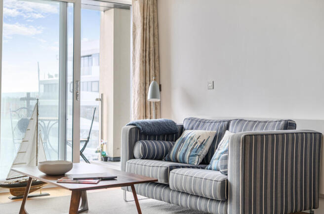 1372175-2-68f9ffc...