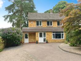 8, Waldron Hill, Bracknell RG12 2RU