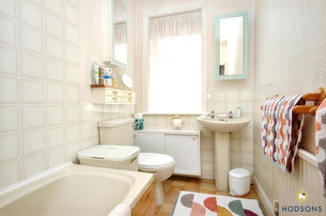 3 bed Semi-Detached for sale Image 9