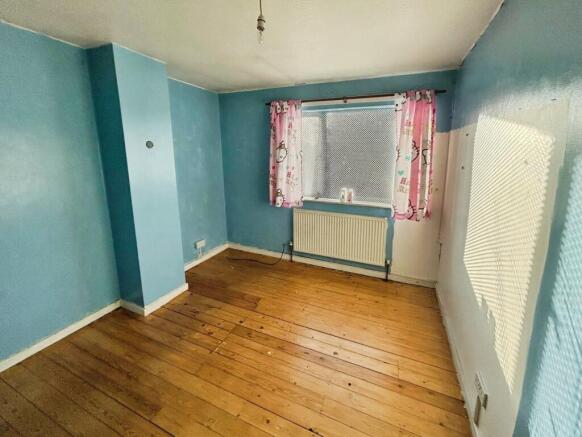 3 bed Terraced for sale Image 5