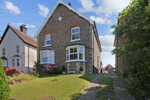 2, Gladstone Villas, Turners Hill Road, Crawley RH10 4NW