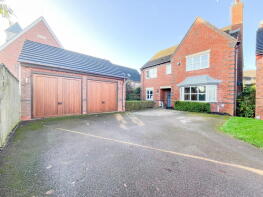 21, Whitchurch Lane, Dickens Heath, Solihull B90 1PB