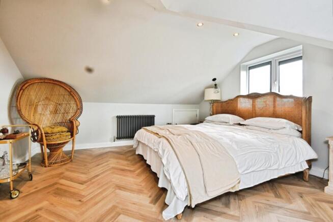 3 bed Detached for sale Image 5