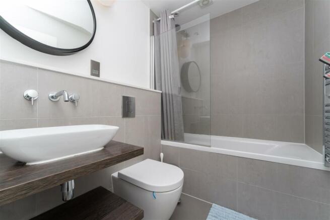 12b G M Bath.jpg