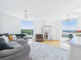 89, Marina Point West, Dock Head Road, Chatham Maritime, Chatham ME4 4ZF