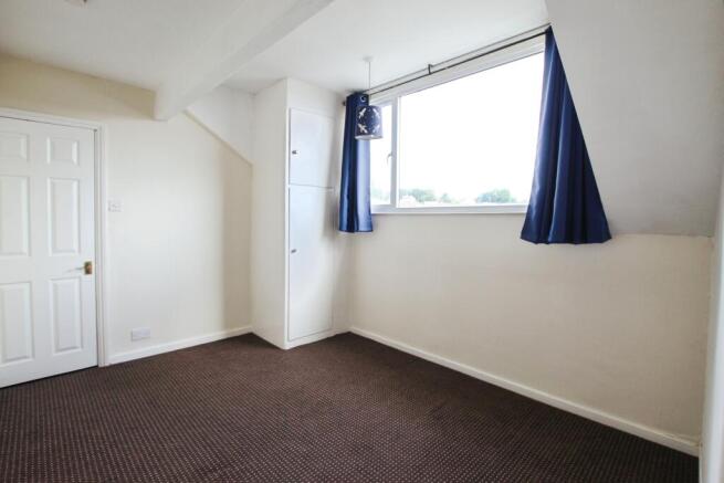 2 bed Terraced to rent Image 11