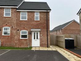 2, Thomas Clarke Road, Cowbridge CF71 7FT