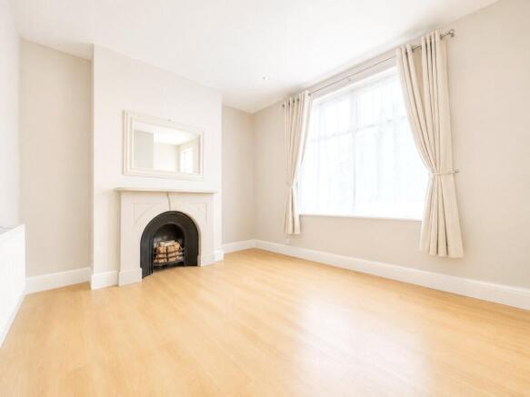2 bed Terraced for sale Image 4