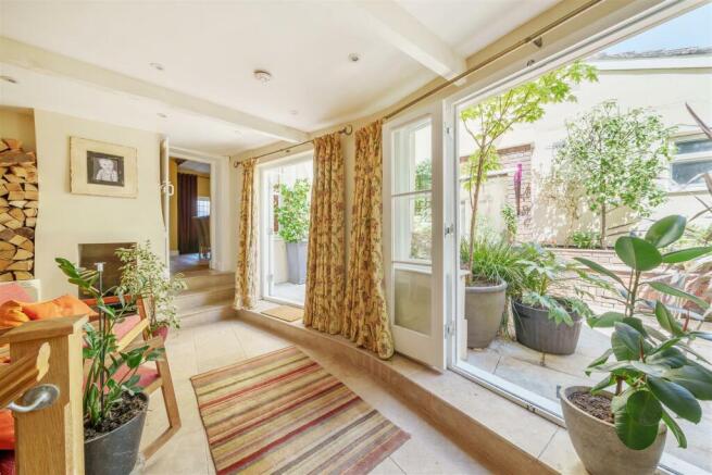 Garden room