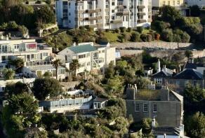 21 Grottoes, Braddons Hill Road East, Torquay TQ1 1HA