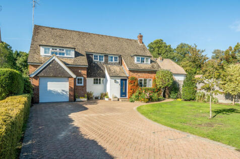 Crabtree Gardens, Headley, Hampshire, GU35