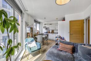 301, 7 Walpole Lodge, Plaza Gardens, London SW15 2DP