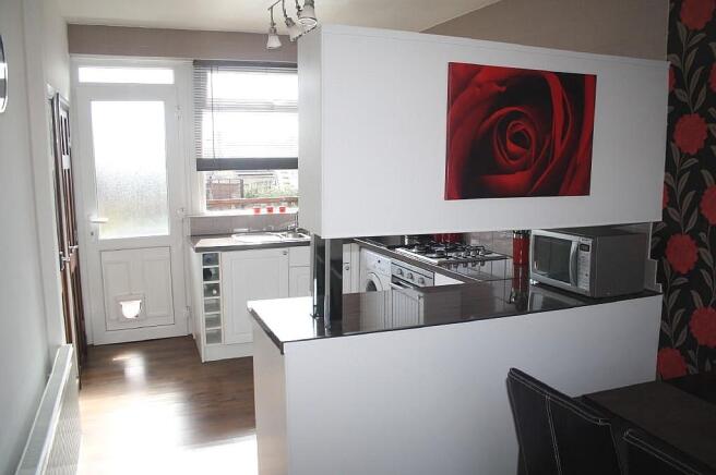 Kitchen / dining