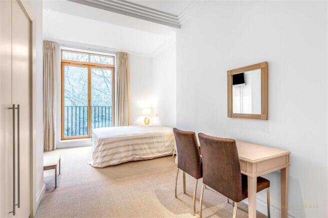 Bedroom.JPG
