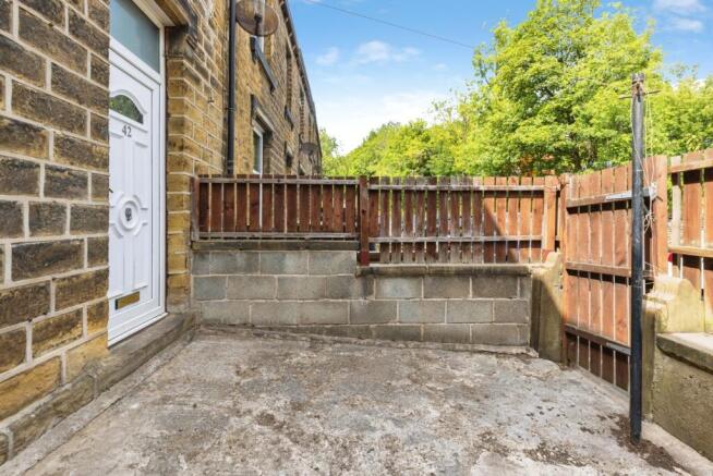 2 bed Terraced for sale Image 6
