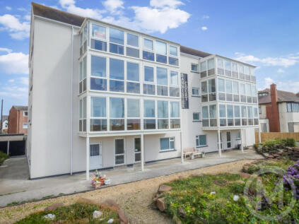 3 Bannister Court, Queens Promenade