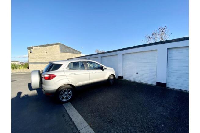 Garage En Bloc