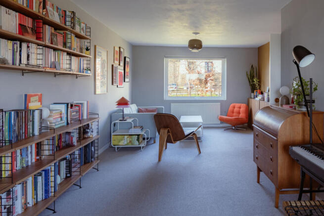 336847 - 47 Pannal Green 13.jpg