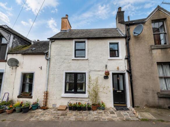 2 Grants Pend Kirriemuir-1.jpg