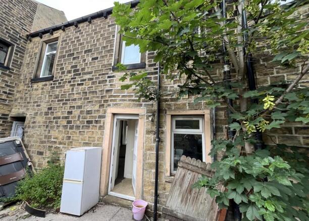 3 bed Terraced for sale Image 4