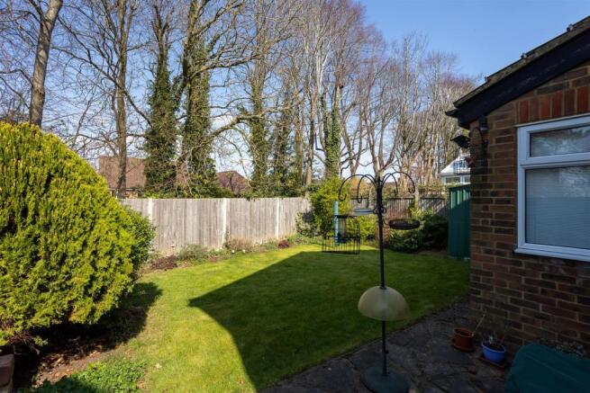 house-osier-way-banstead-105.jpg