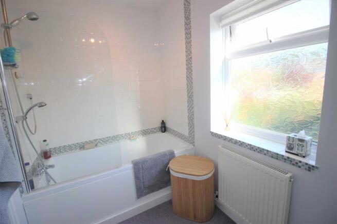 Family Bathroom: