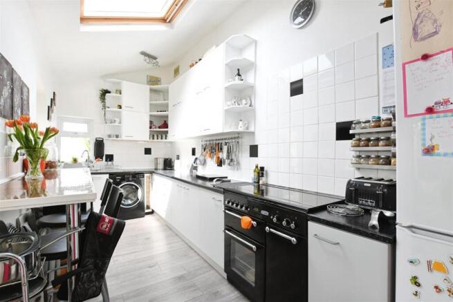 Fitted Kitchen