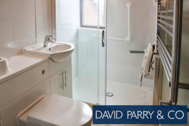 3 bedroom detached bungalow