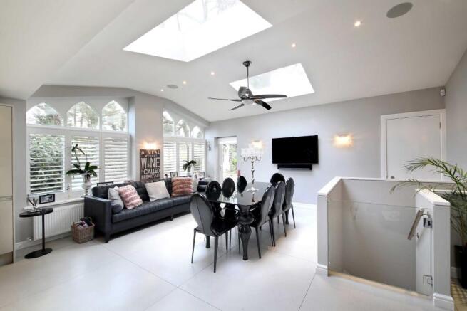 Family/dining area